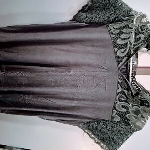 NWOT Green Lace And Silky-soft FeminineTop